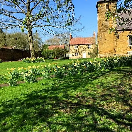 B&B Swan 4*